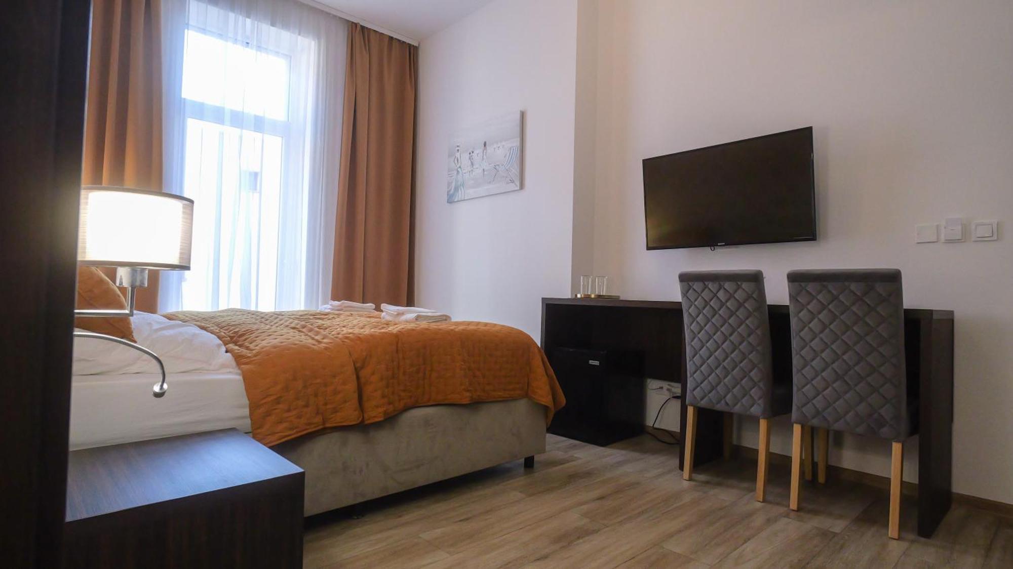 Premium City Centre Bedrooms Пряшів Екстер'єр фото